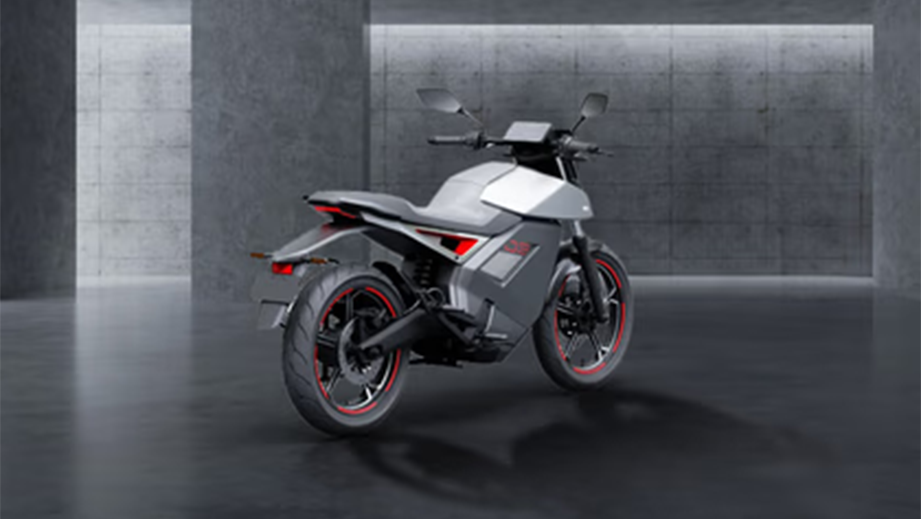 Rear three-quarter view of a standard Ola Ola-Roadster