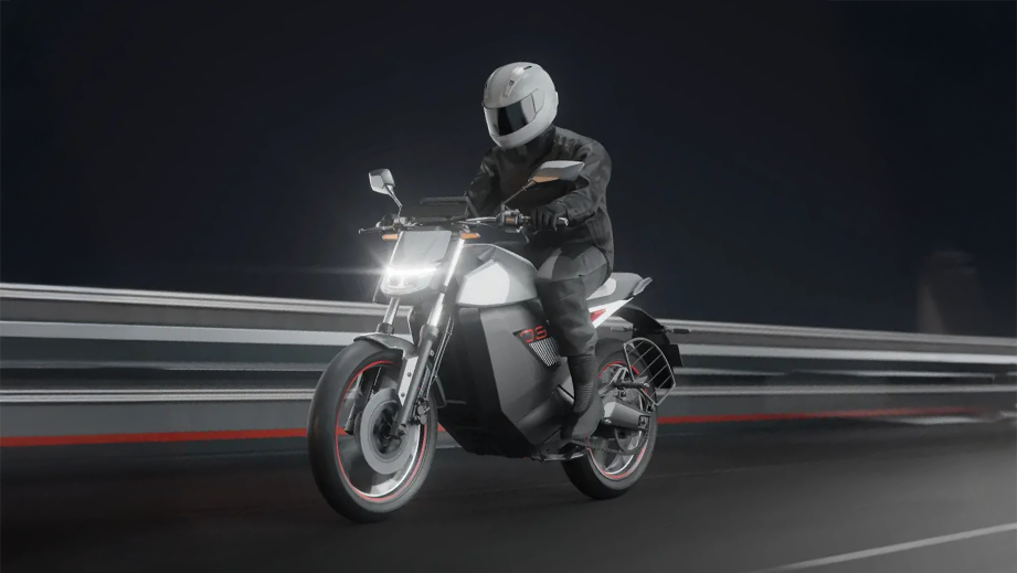 Front riding view of a standard Ola Ola-Roadster motorcycle