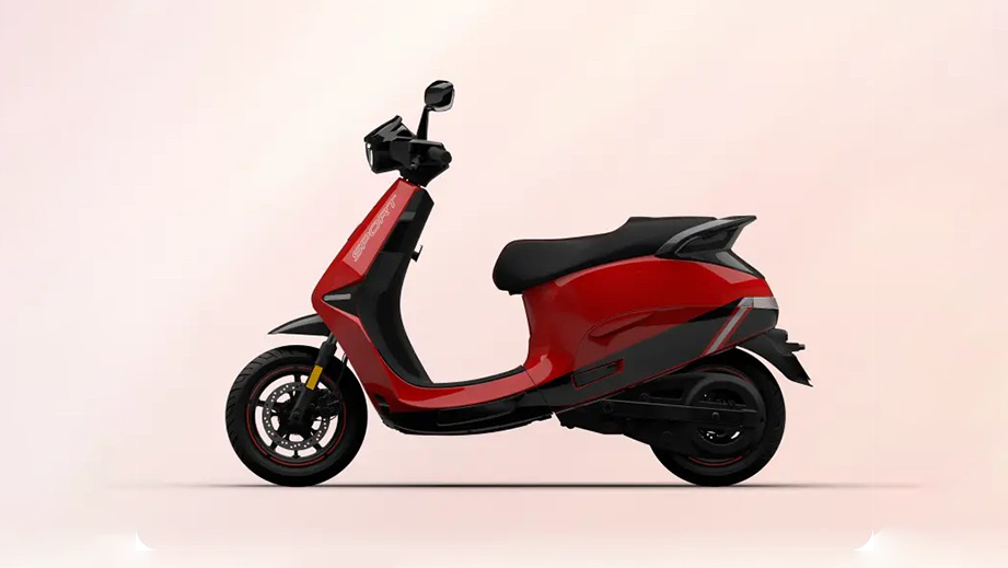 Left side view of OLA S1 Pro Sport