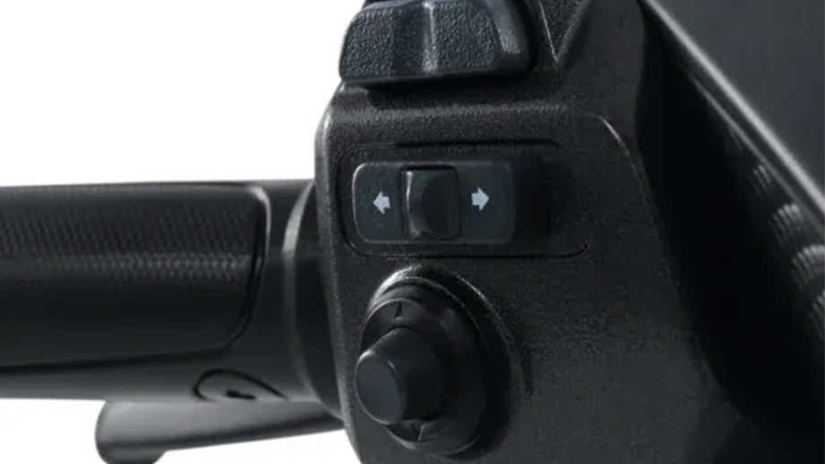 Handlebar control close-up of Simple Energy One Gen 2