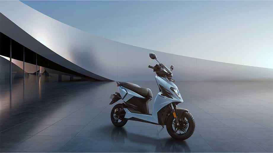 Side view of Simple Energy One S Gen 2