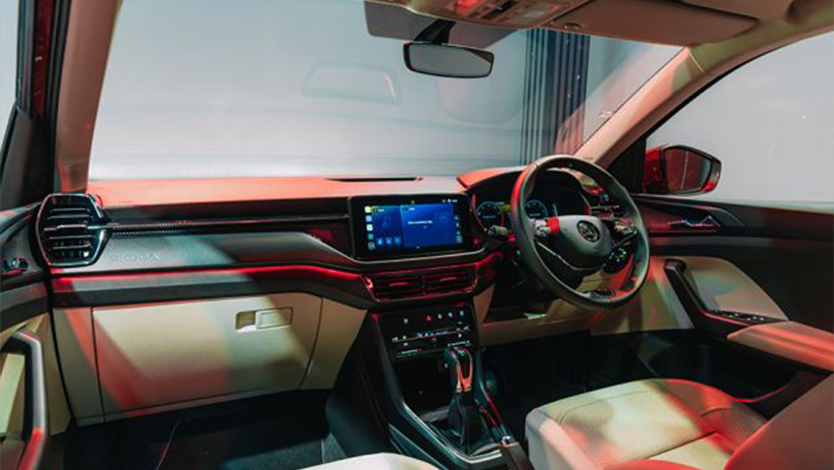 Dashboard and steering wheel of Skoda Kushaq Facelift