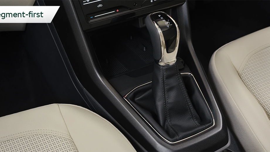 Gear shift lever and center console of Skoda Kushaq Facelift