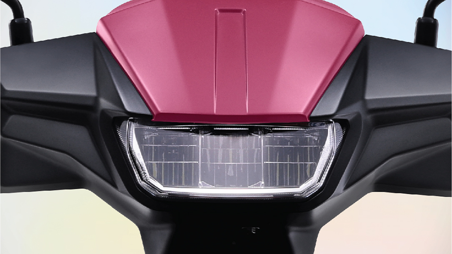 Front headlight of Suzuki E-Access