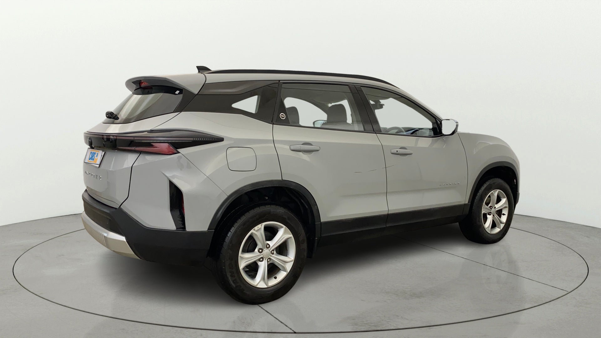 Rear three-quarter view of a Tata Harrier