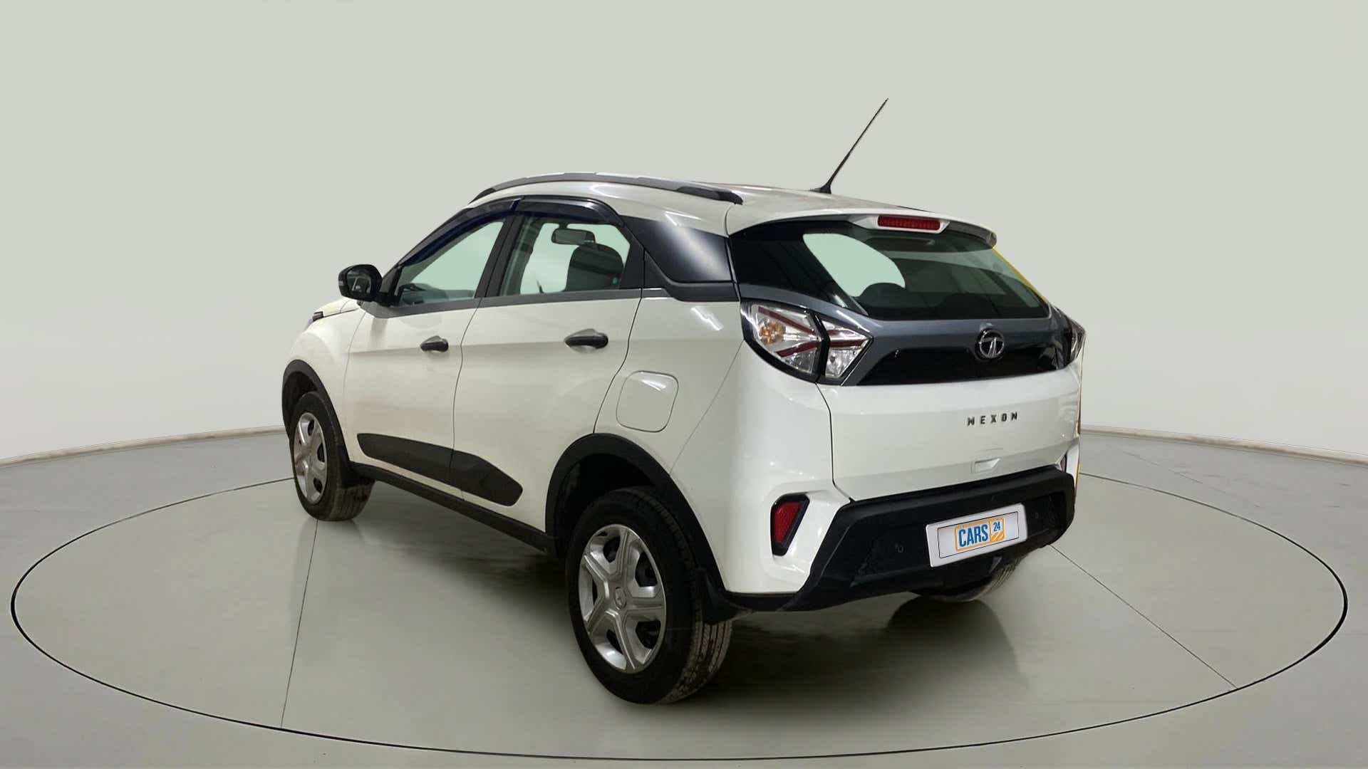 Rear three-quarter of a Tata Nexon 2017-2023