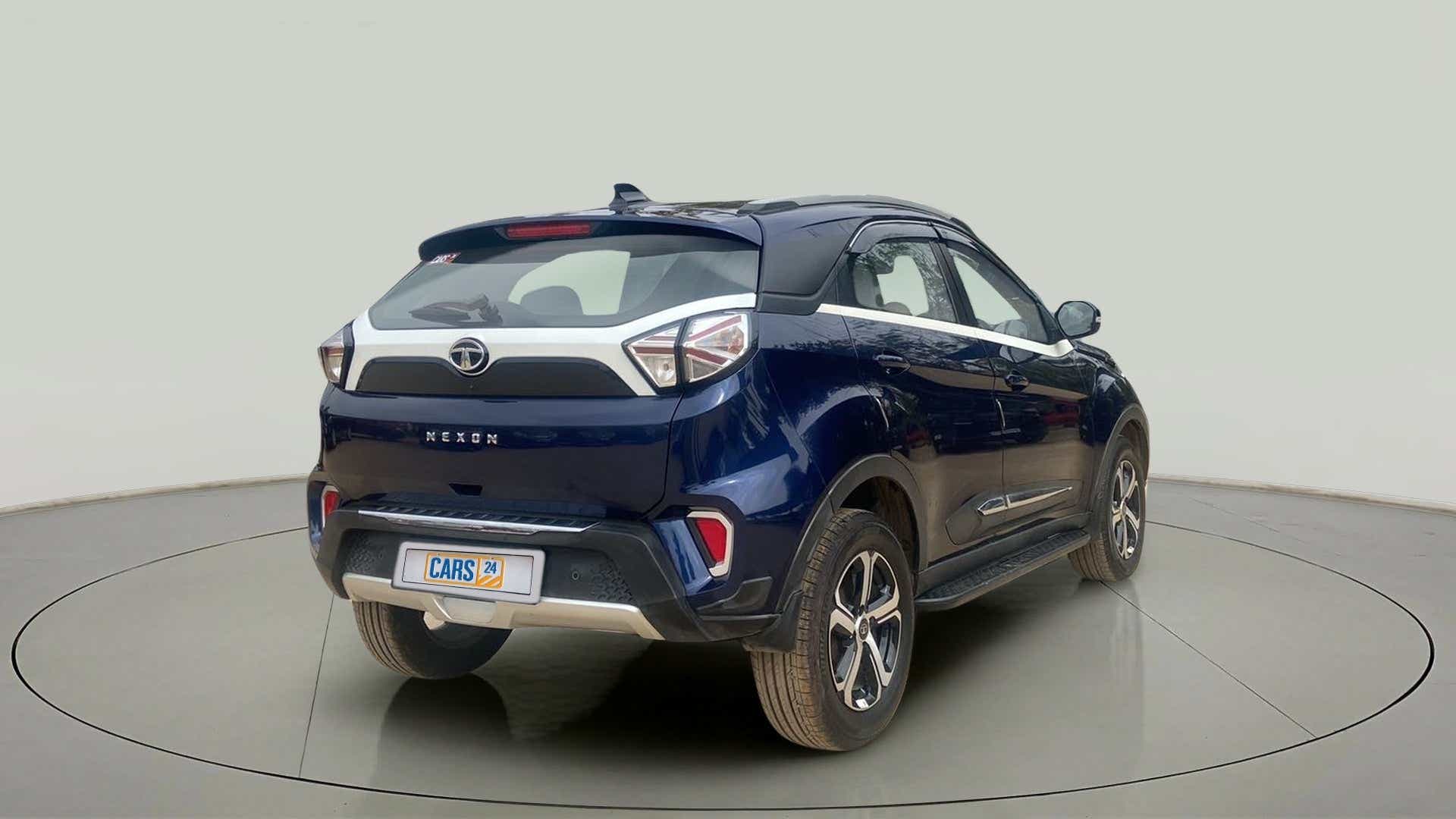 Rear three-quarter of a Tata Nexon 2017-2023