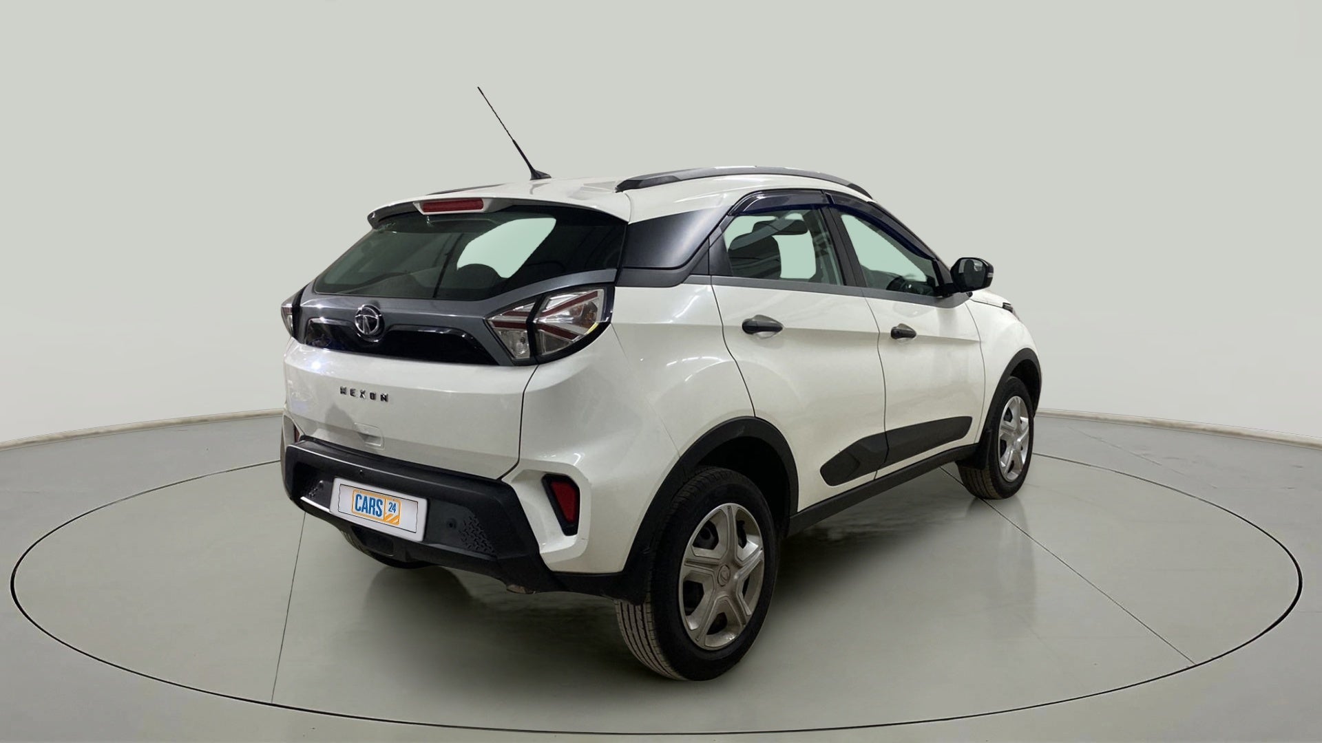 Rear three-quarter of a Tata Nexon 2017-2023