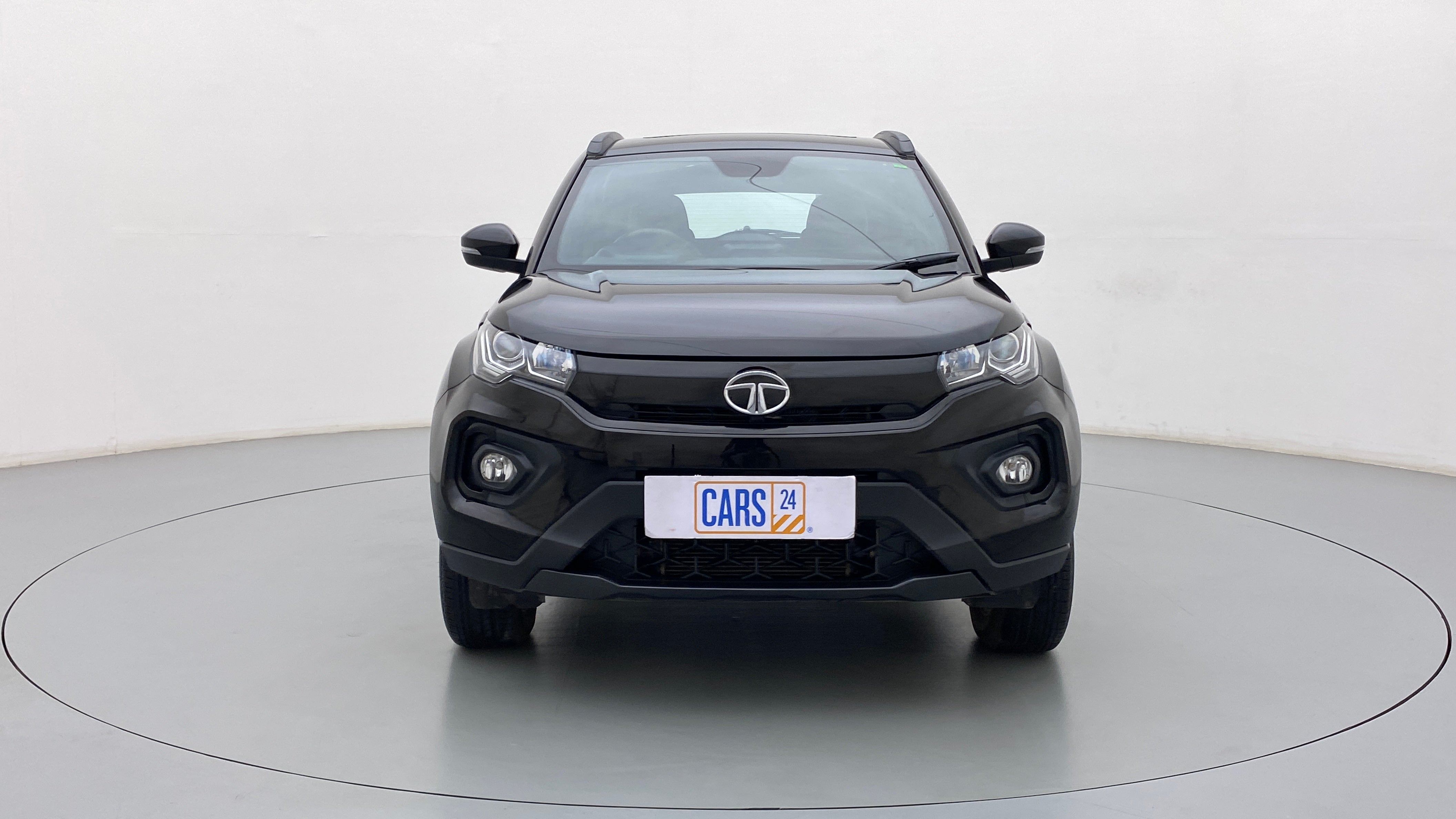 Front view of a Tata Nexon 2017-2023