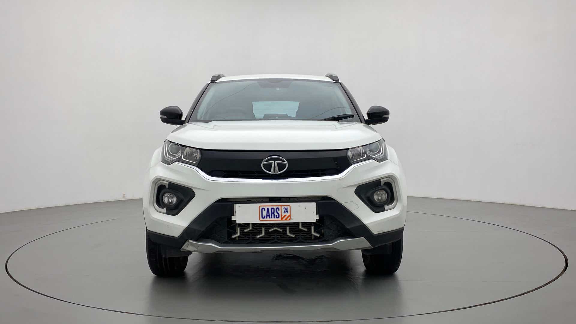 Front view of a Tata Nexon 2017-2023