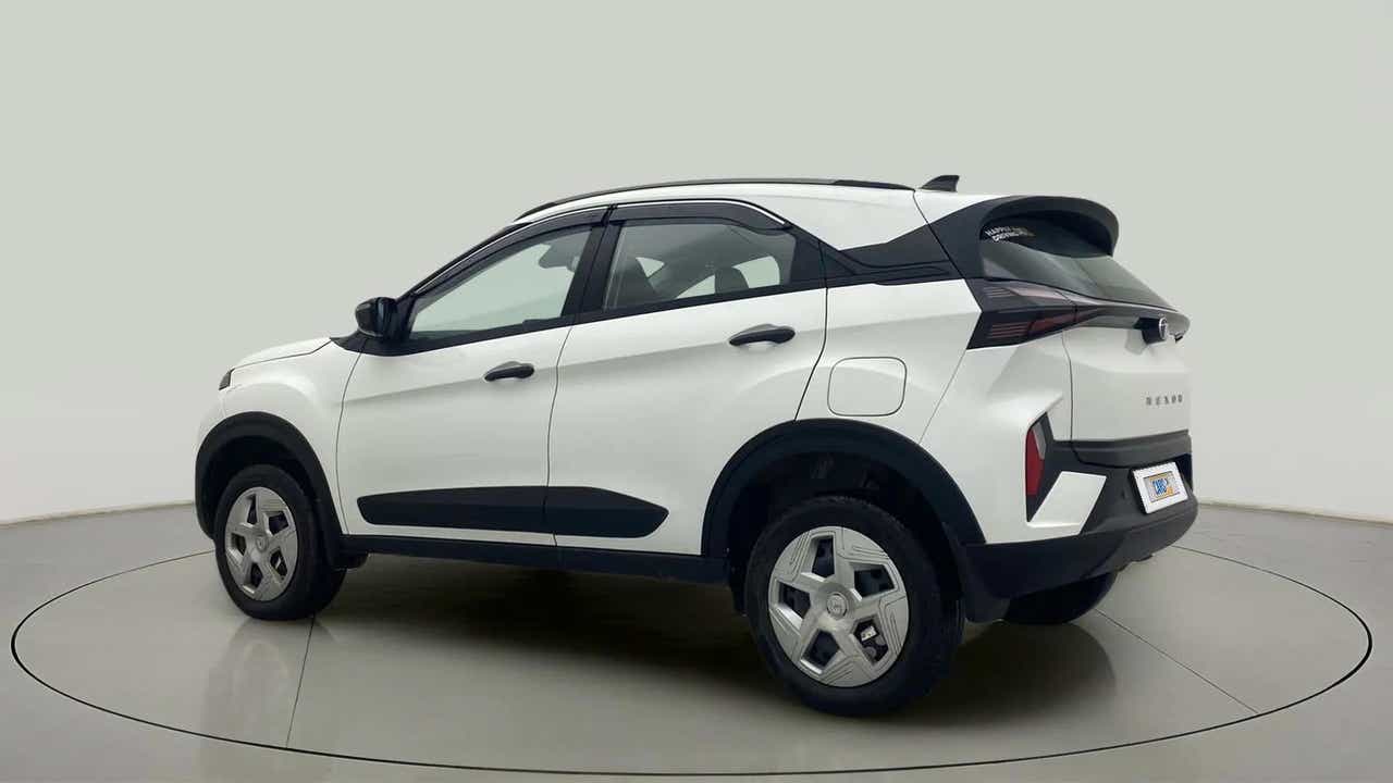 Rear three-quarter of a calgary-white Tata Nexon 2017-2023