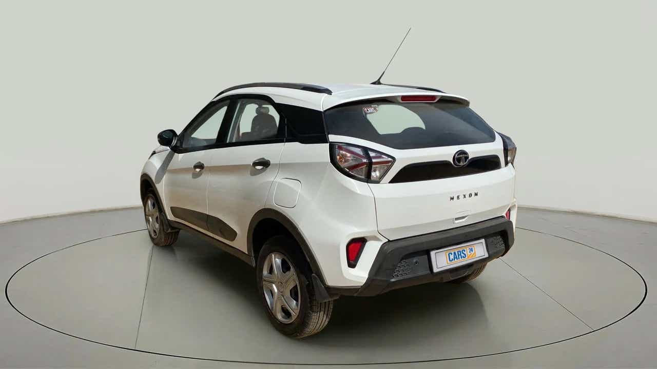 Rear three-quarter of a Tata Nexon 2017-2023