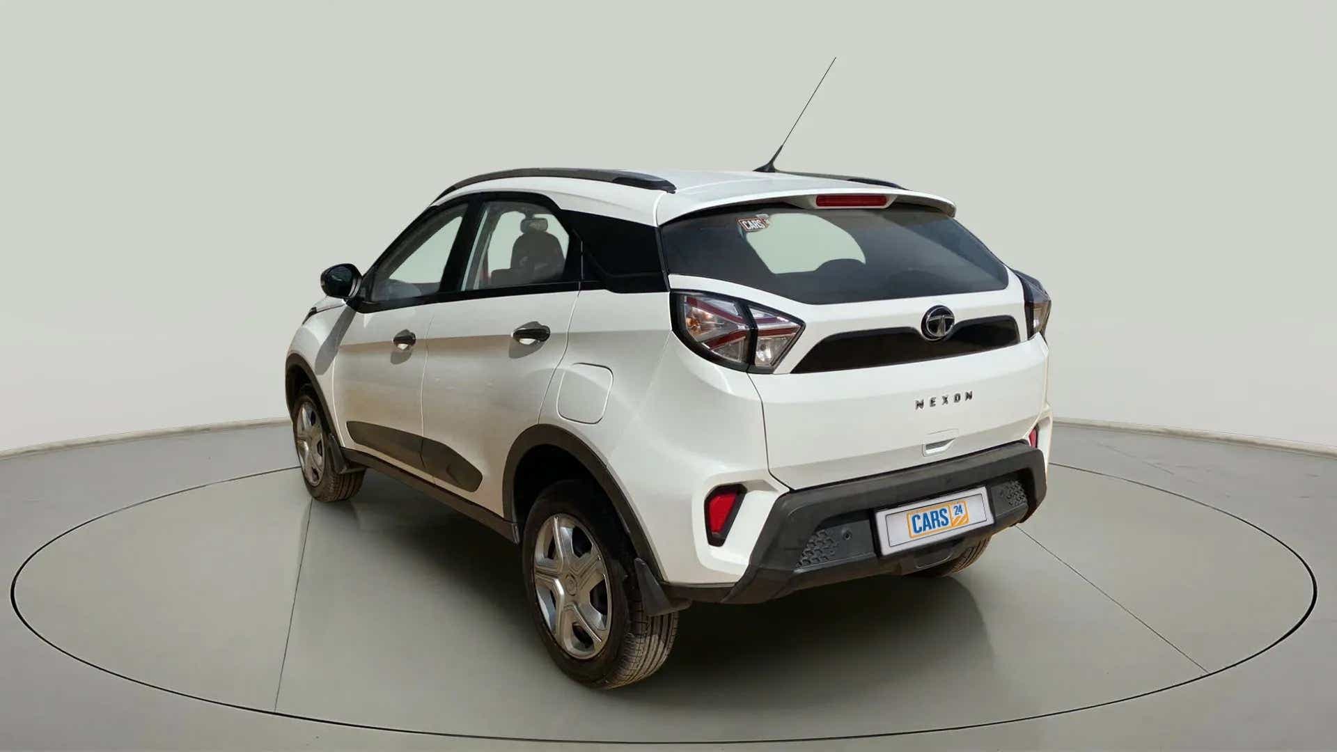 Rear three-quarter of a Tata Nexon 2017-2023