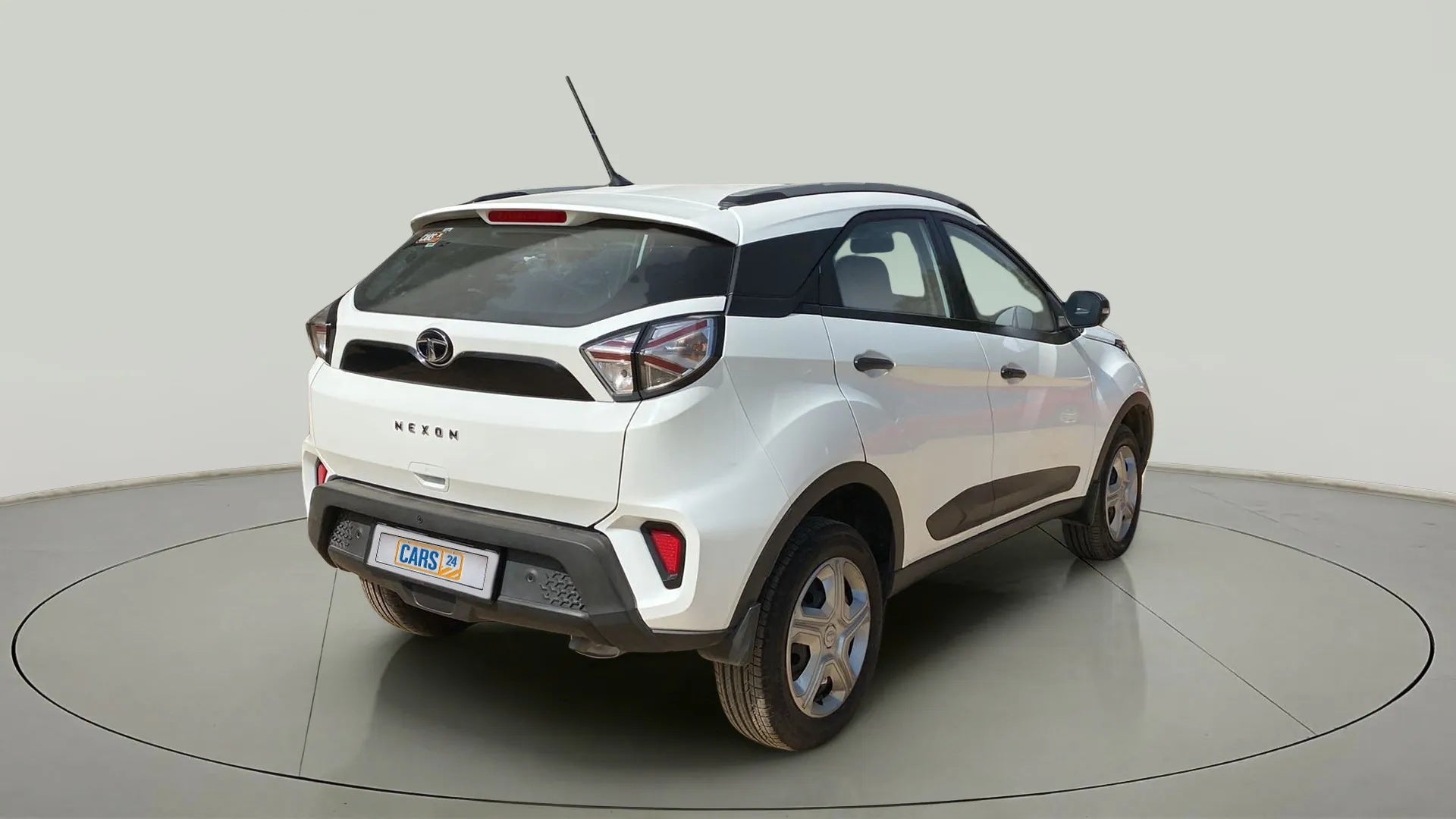 Rear three-quarter view of a Tata Nexon 2017-2023