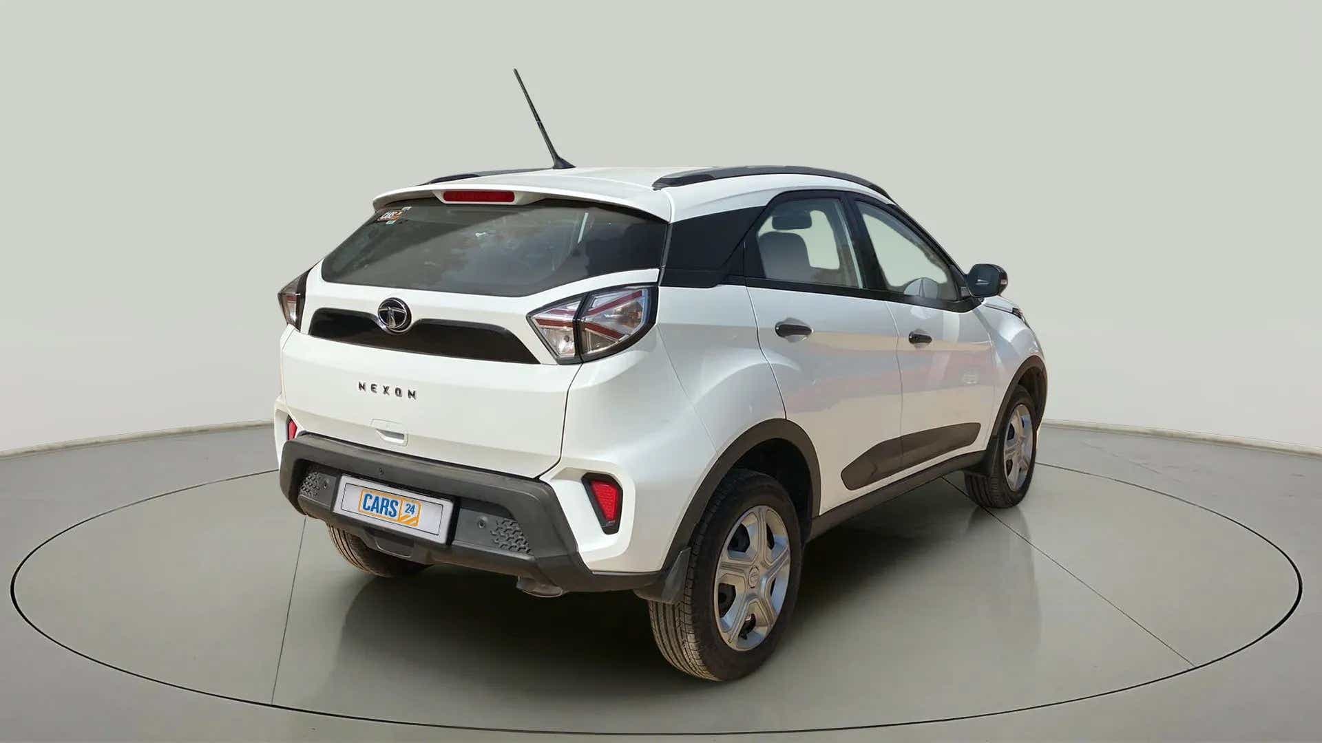 Rear three-quarter view of a Tata Nexon 2017-2023
