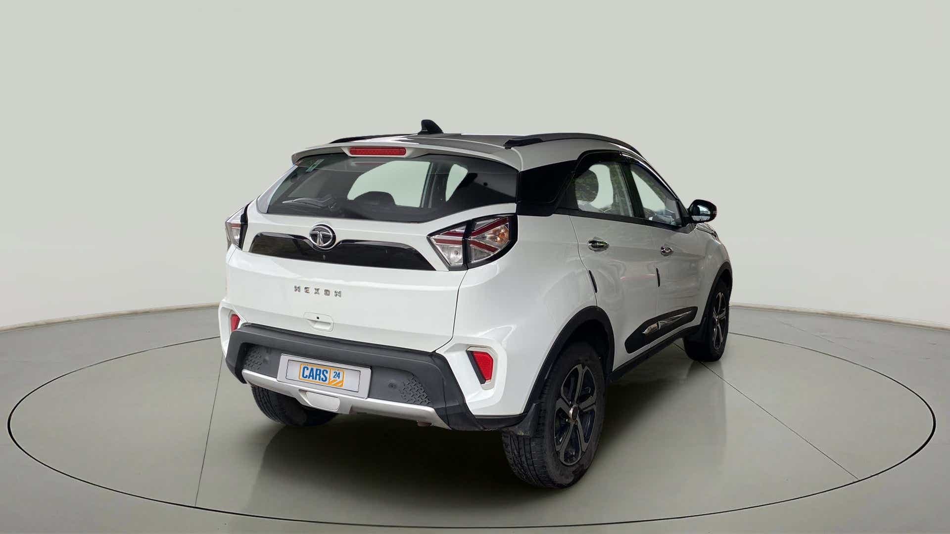 Rear three-quarter of a Tata Nexon 2017-2023
