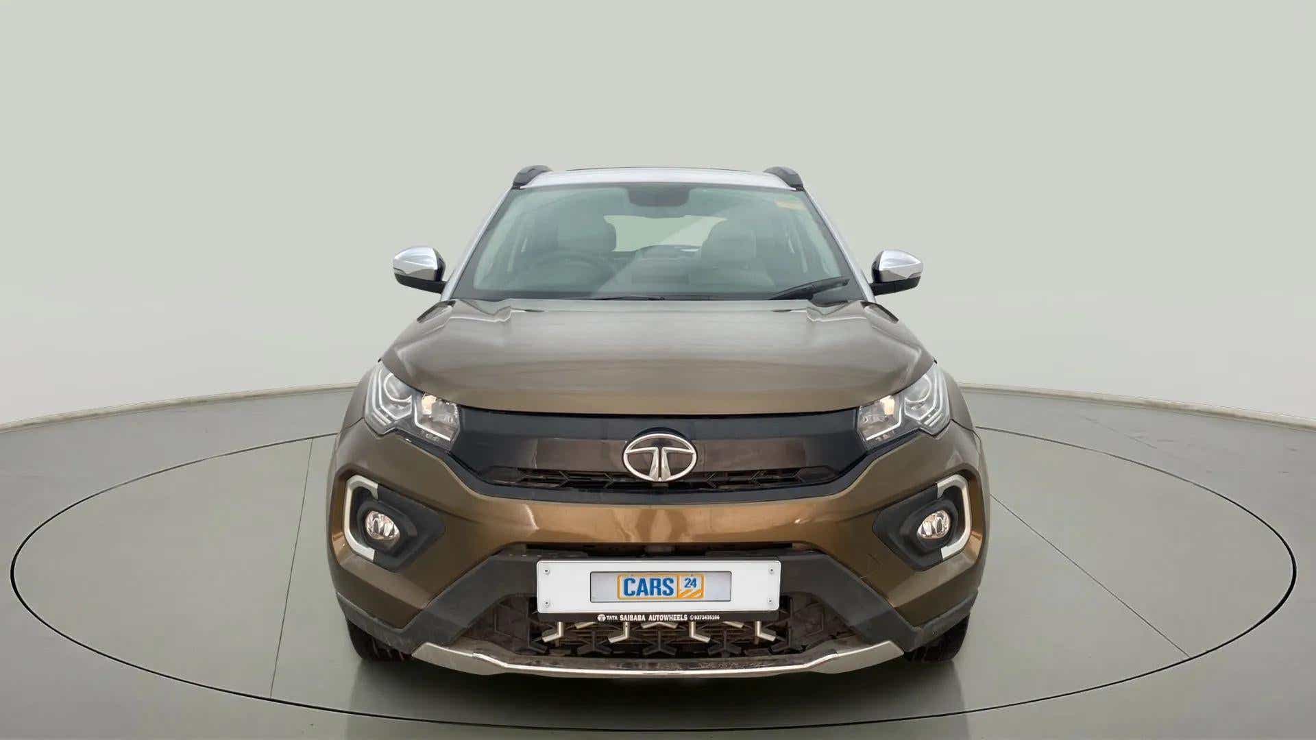 Front view of a Tata Nexon 2017-2023