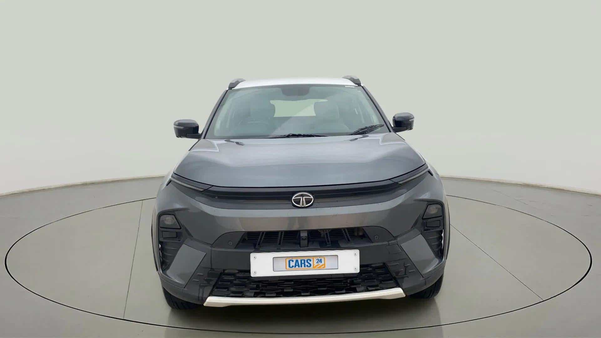 Front view of a Tata Nexon 2017-2023