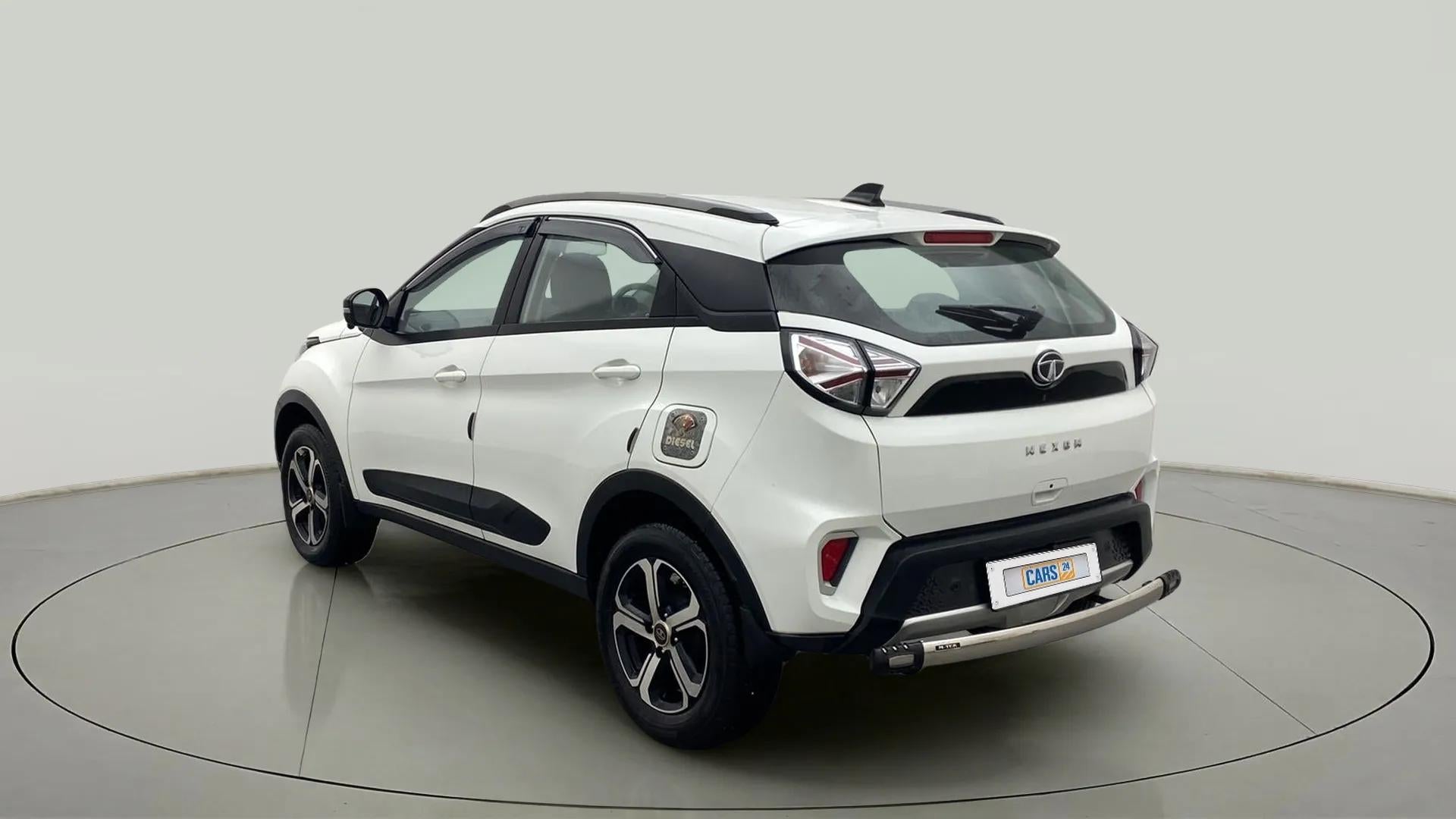 Rear three-quarter of a Tata Nexon 2017-2023