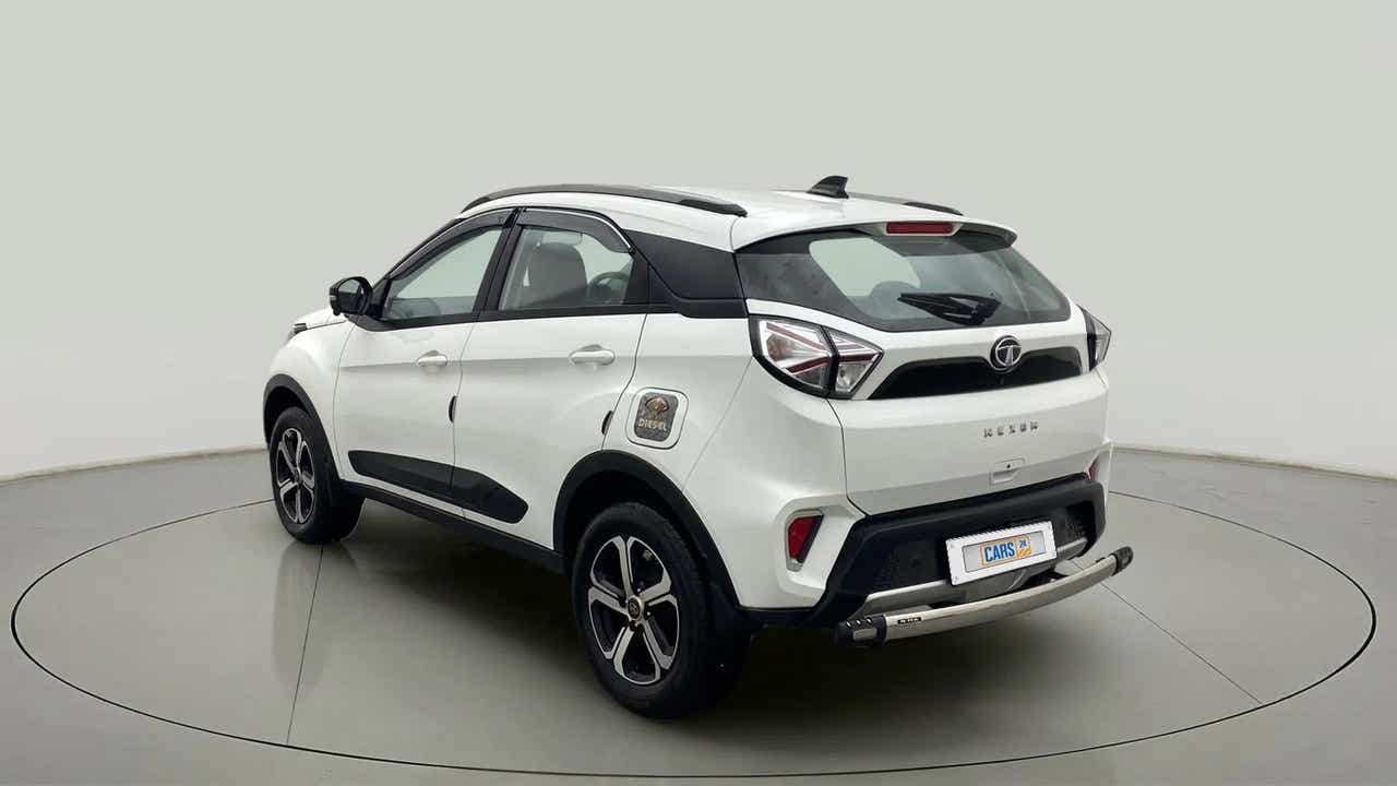 Rear three-quarter of a Tata Nexon 2017-2023