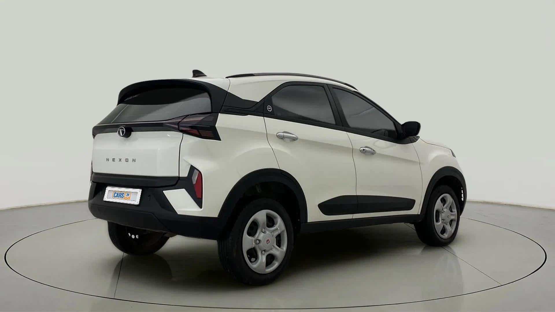 Rear three-quarter of a Tata Nexon 2017-2023