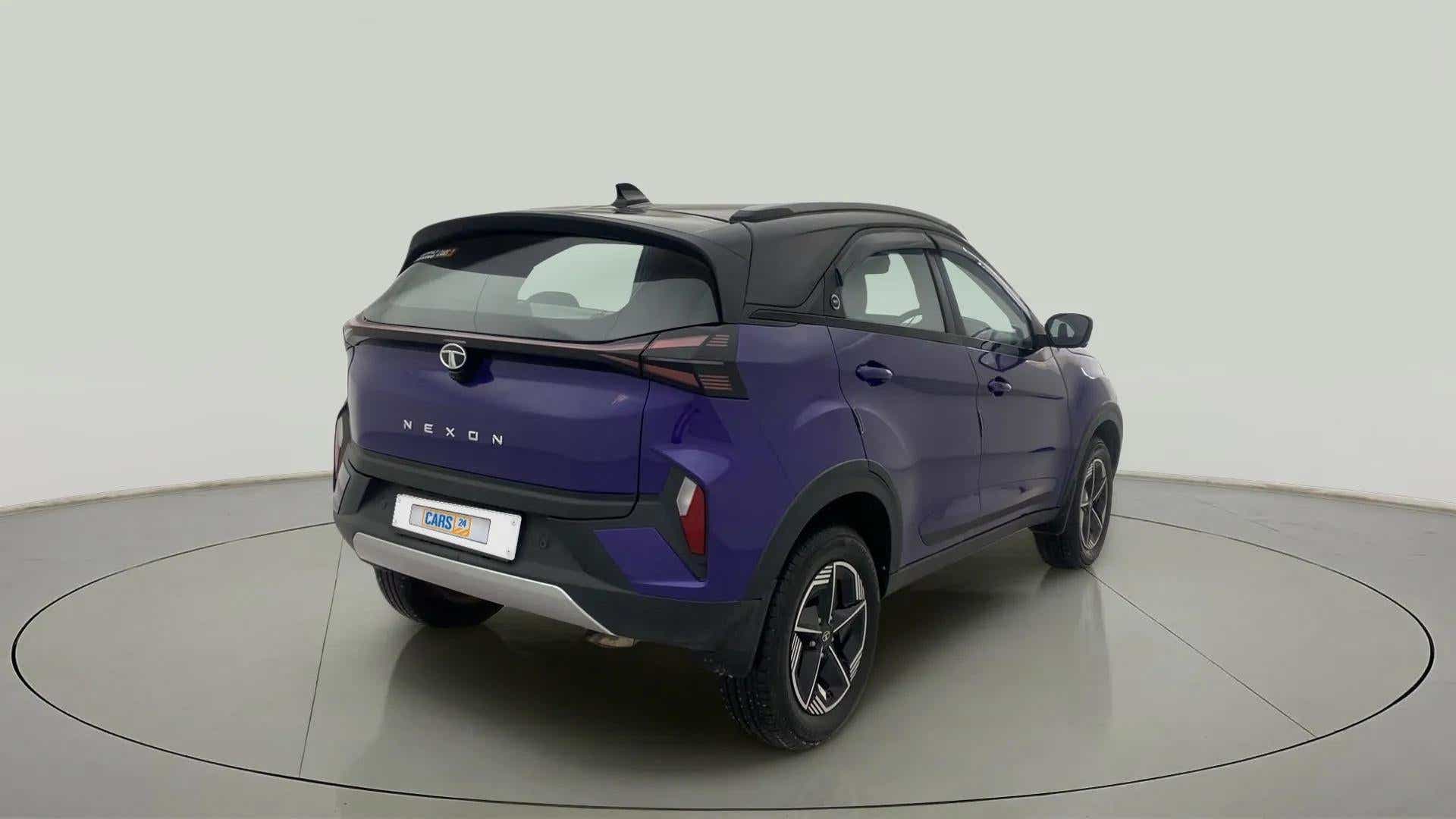 Rear three-quarter view of a Tata Nexon 2017-2023