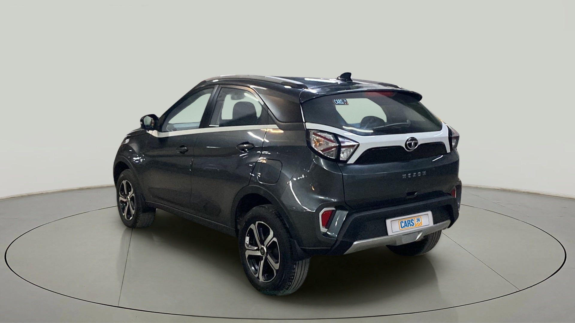 Rear three-quarter view of a Tata Nexon 2017-2023