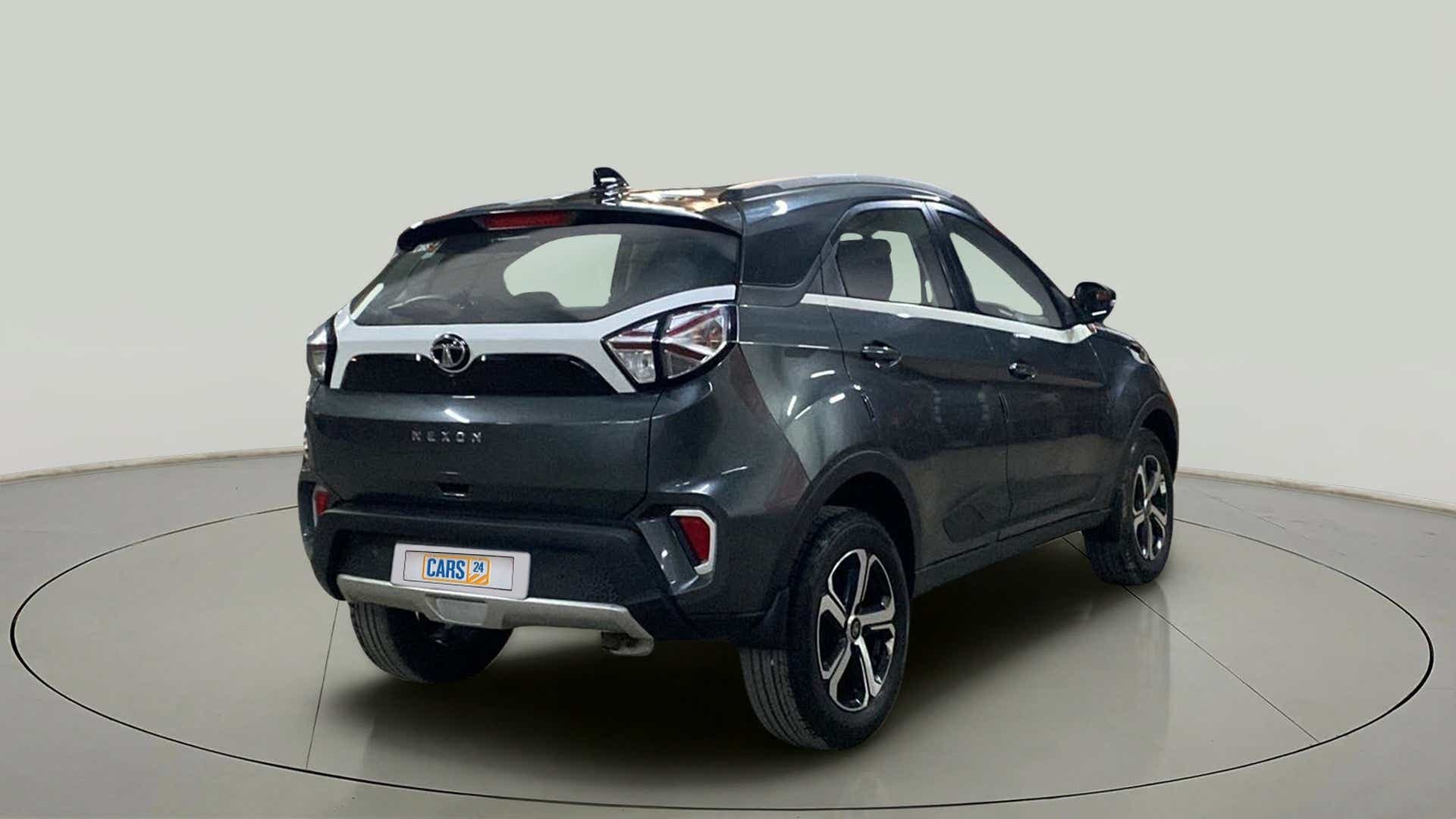 Rear three-quarter view of a Tata Nexon 2017-2023