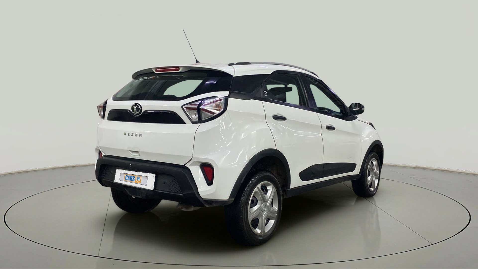 Rear three-quarter view of a Tata Nexon 2017-2023