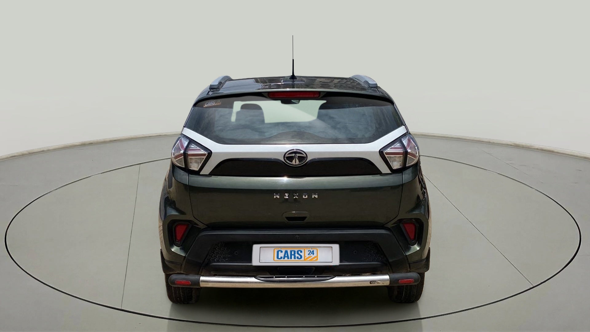 Rear view of a Tata Nexon 2017-2023