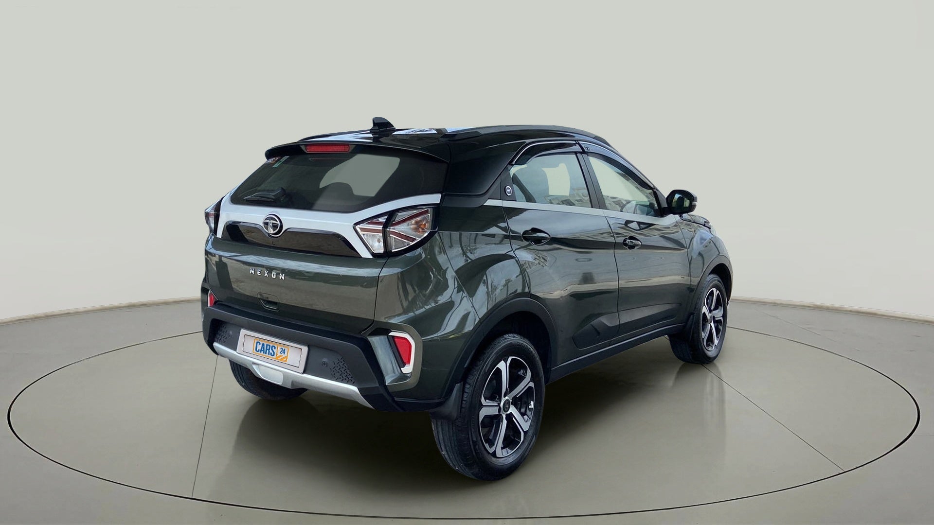 Rear three-quarter view of a Tata Nexon 2017-2023