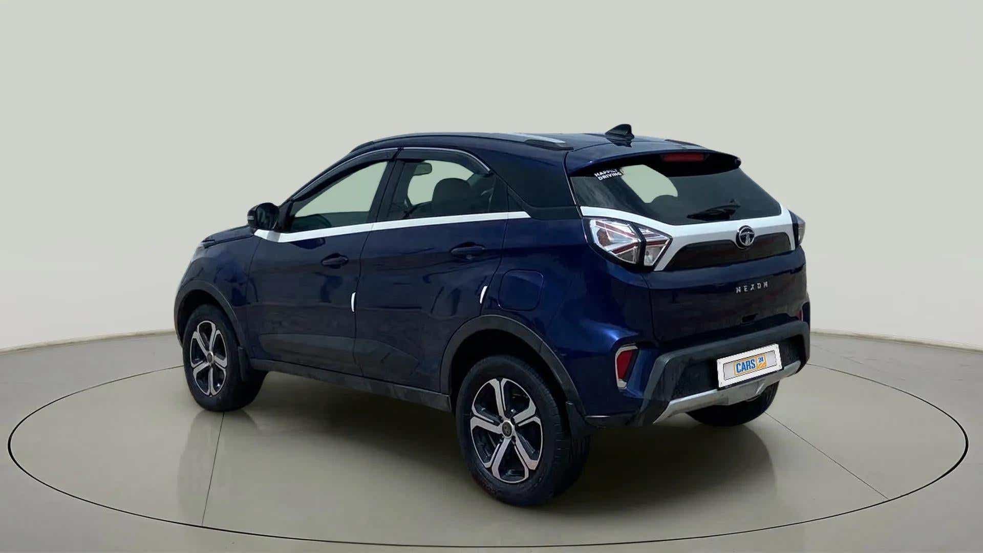 Rear three-quarter of a Tata Nexon 2017-2023