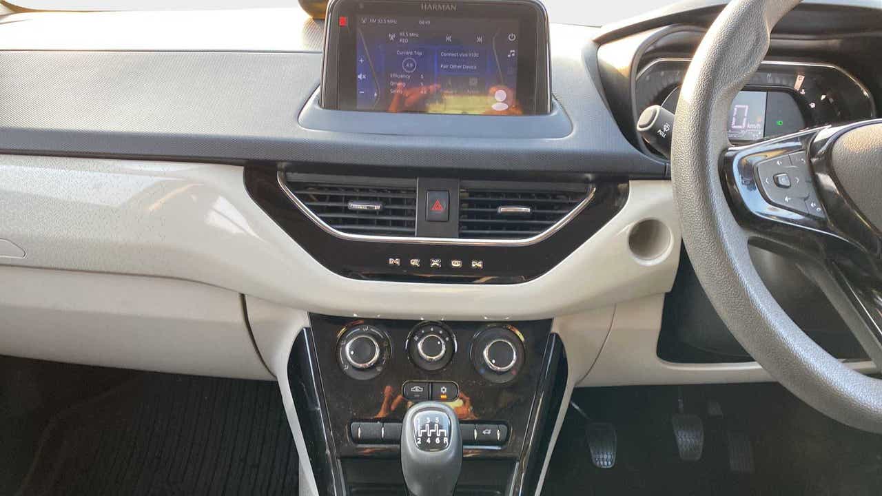 Dashboard and center console of a Tata Nexon 2017-2023