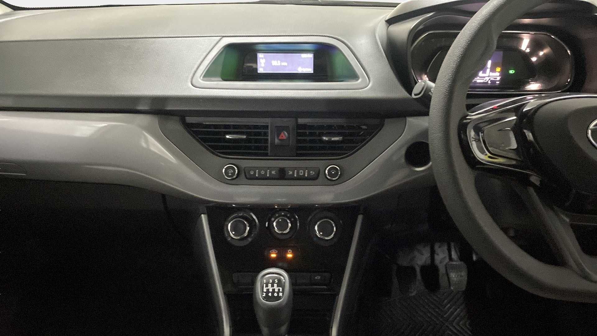 Dashboard and center console of a Tata Nexon 2017-2023