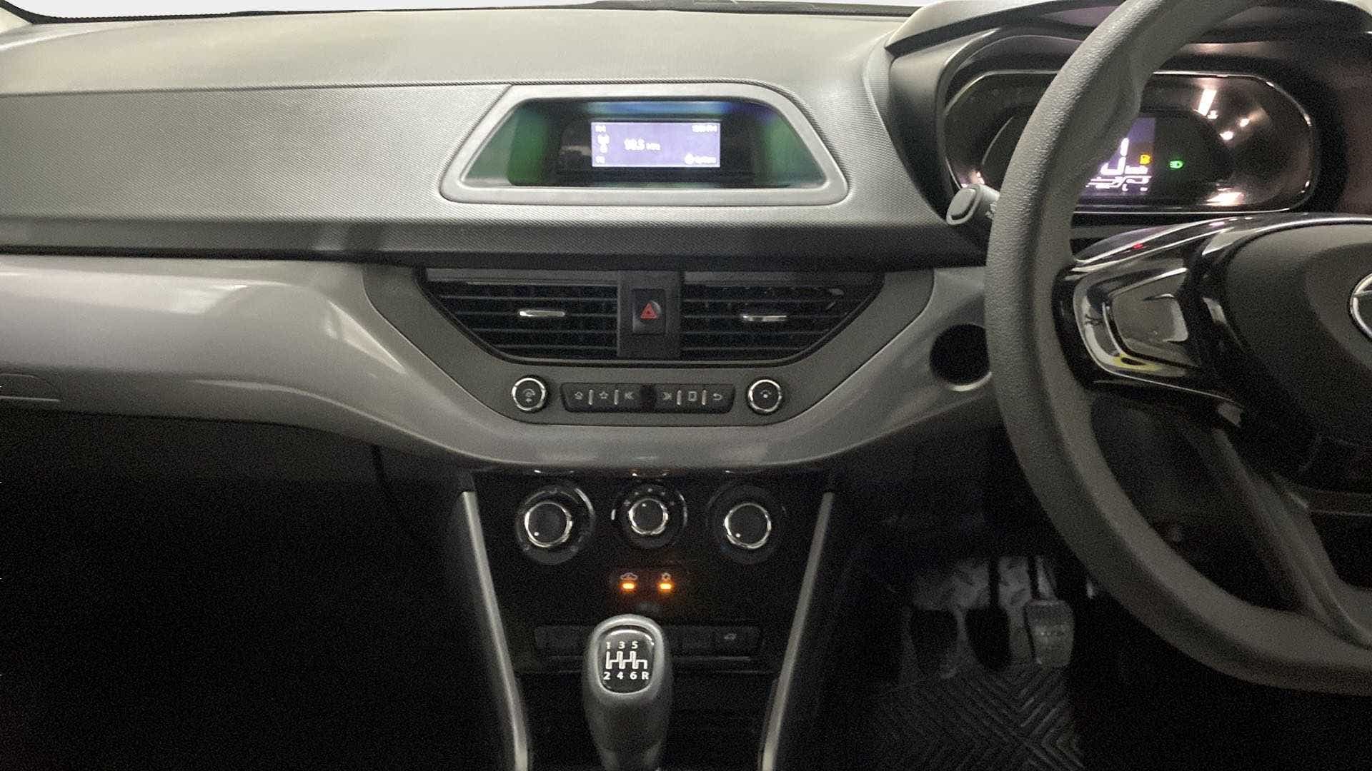 Dashboard and center console of a Tata Nexon 2017-2023