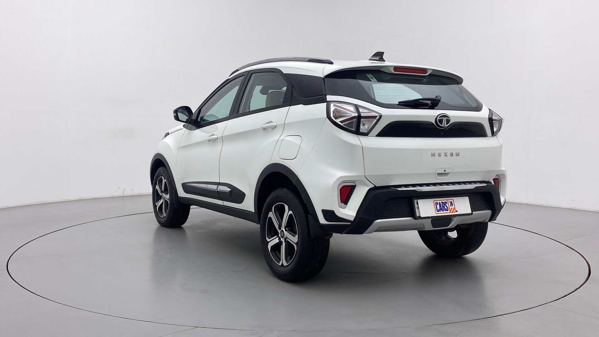Rear three-quarter view of a Tata Nexon 2017-2023