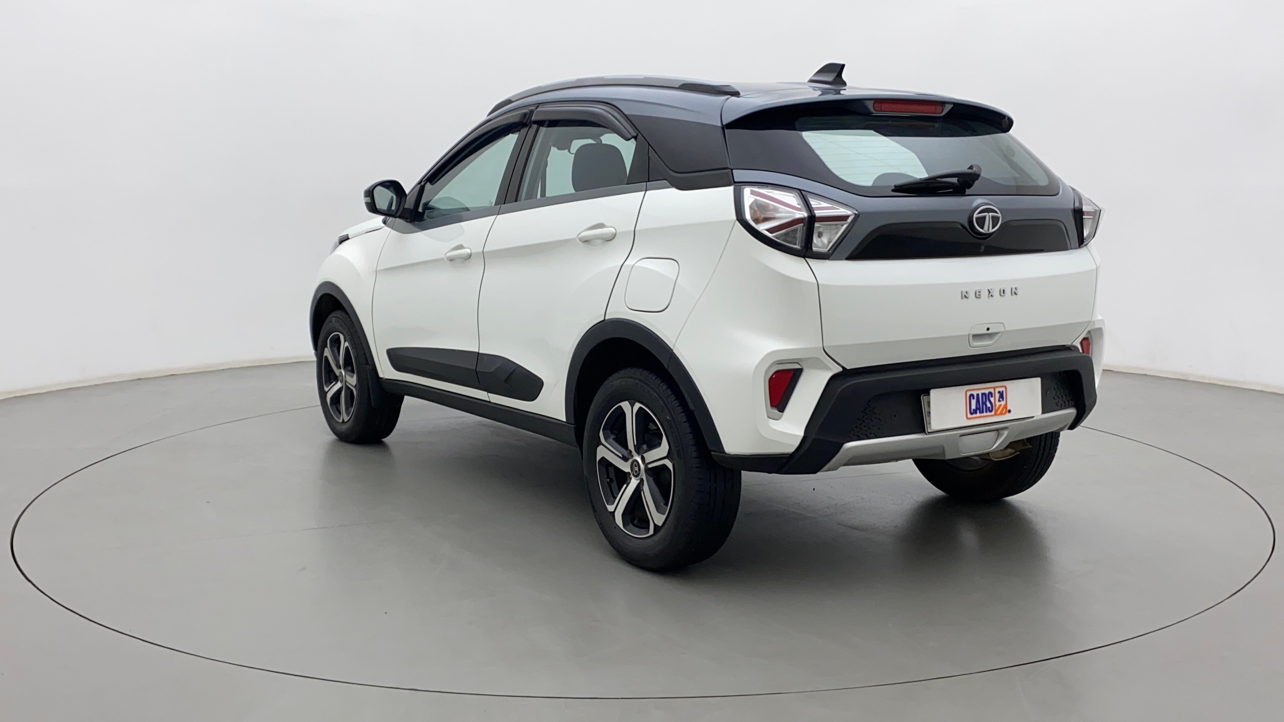 Rear three-quarter view of a Tata Nexon 2017-2023