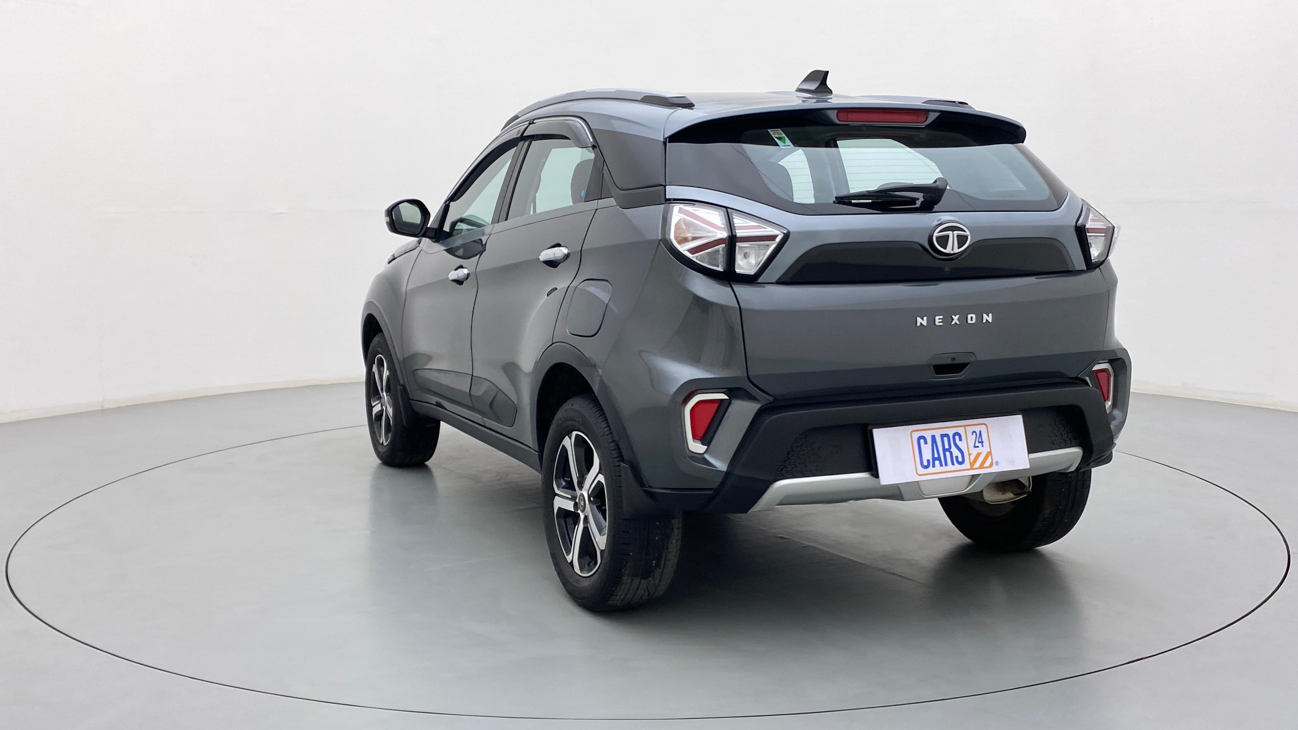Rear three-quarter of a Tata Nexon 2017-2023