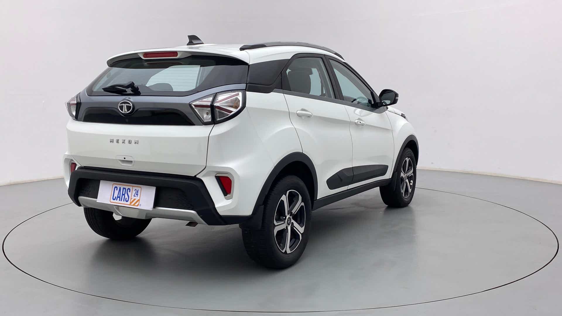 Rear three-quarter view of a Tata Nexon 2017-2023