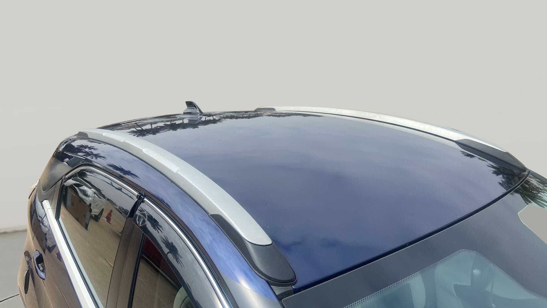 Roof view of a Tata Nexon 2017-2023