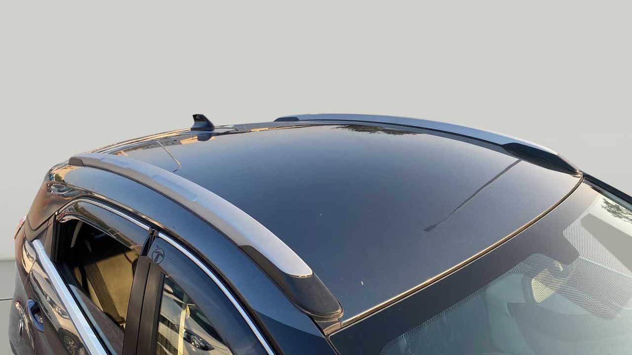 Sunroof view of a Tata Nexon 2017-2023