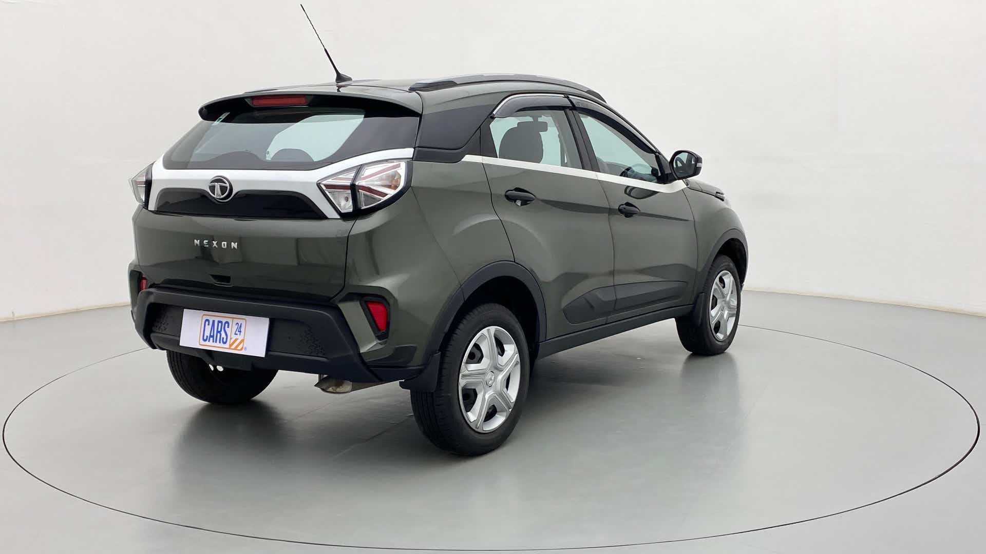 Rear three-quarter of a Tata Nexon 2017-2023