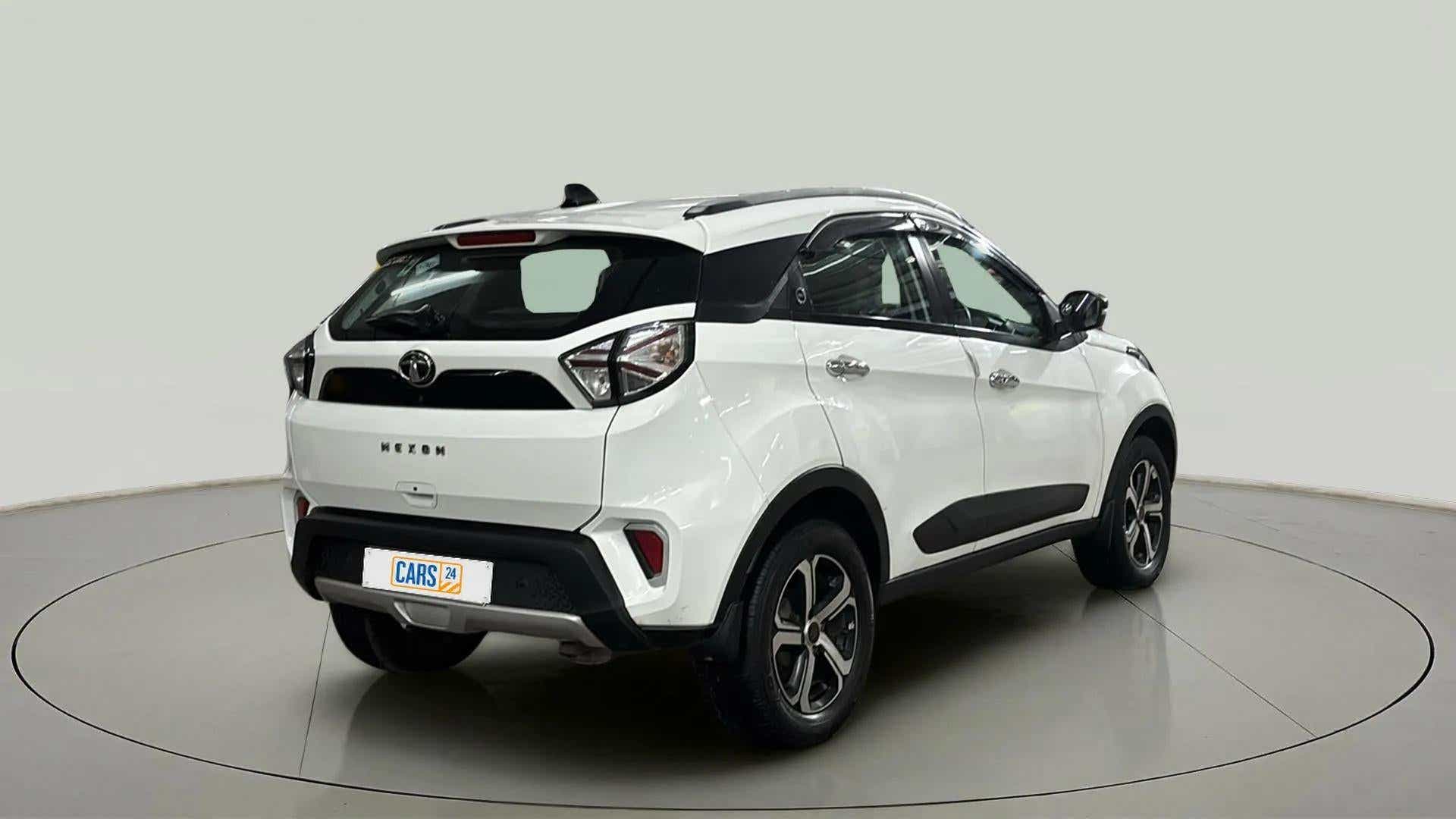Rear three-quarter of a Tata Nexon 2017-2023