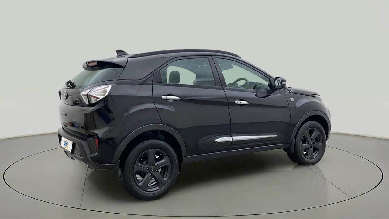 Rear three-quarter view of a Tata Nexon 2017-2023