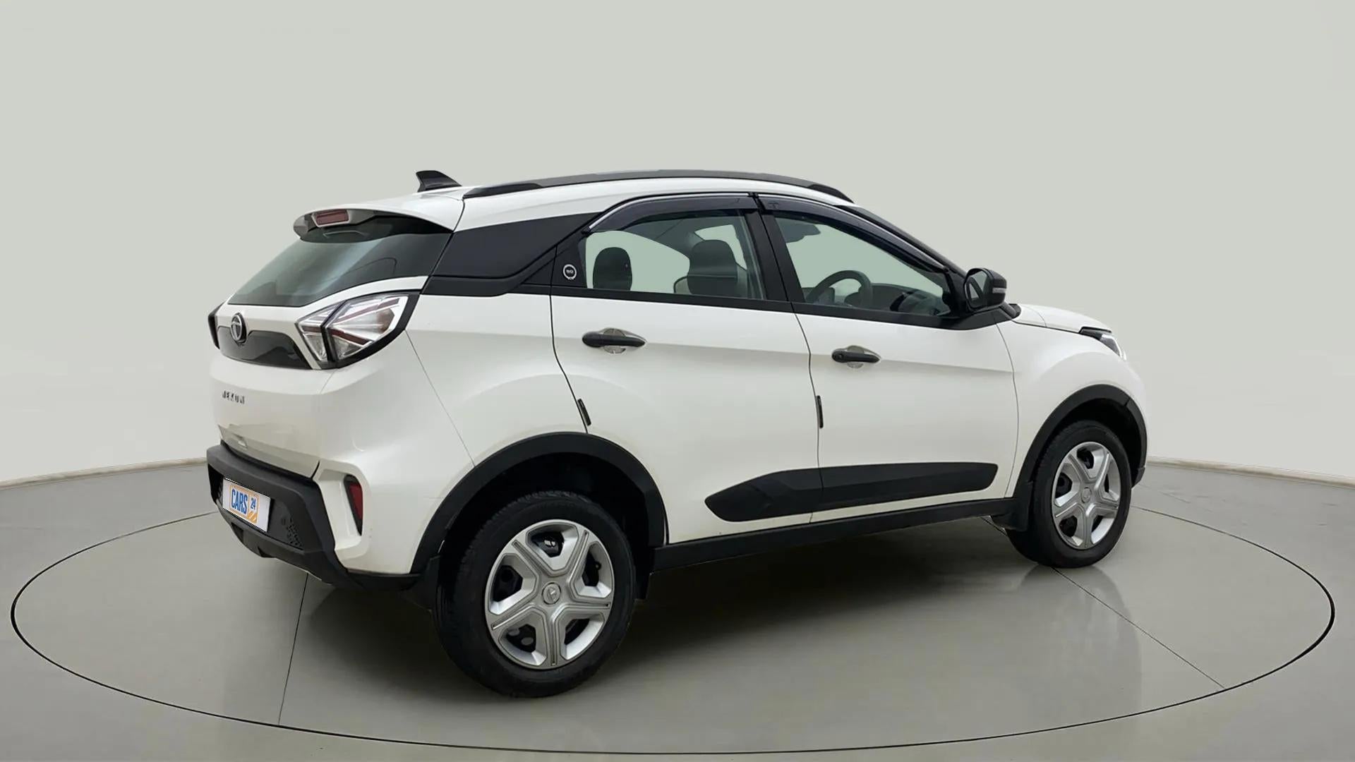 Rear three-quarter view of a tata nexon 2017-2023