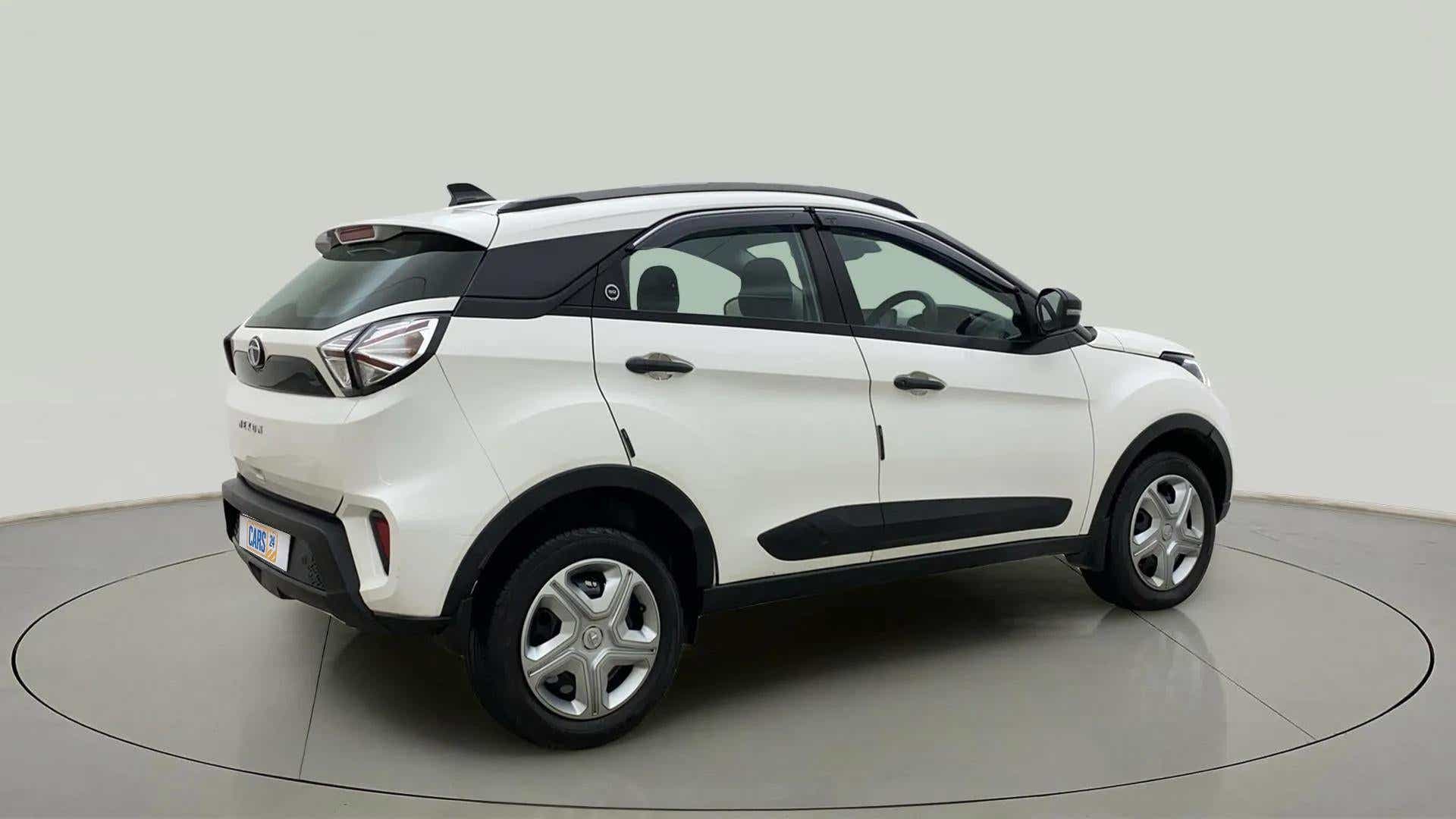 Rear three-quarter view of a tata nexon 2017-2023