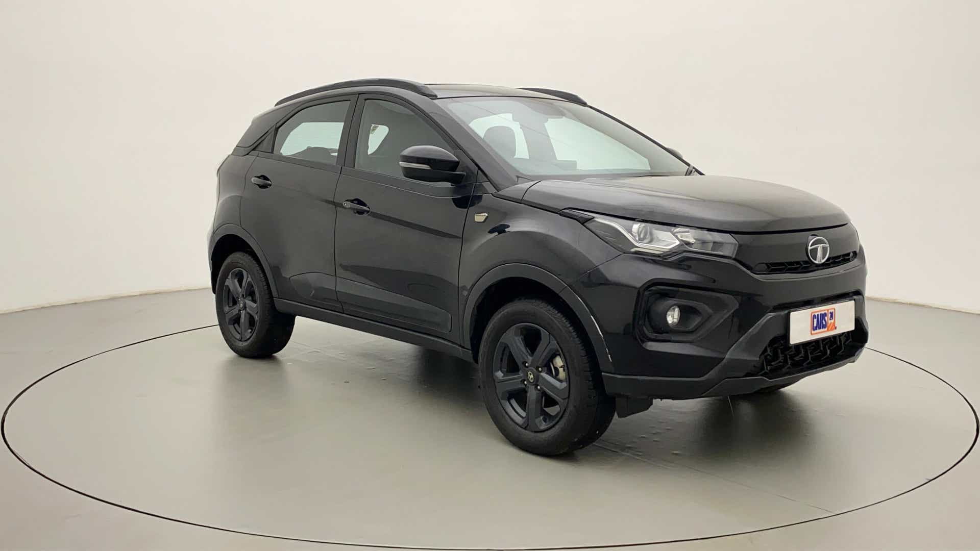 Front three-quarter view of a Tata Nexon 2017-2023