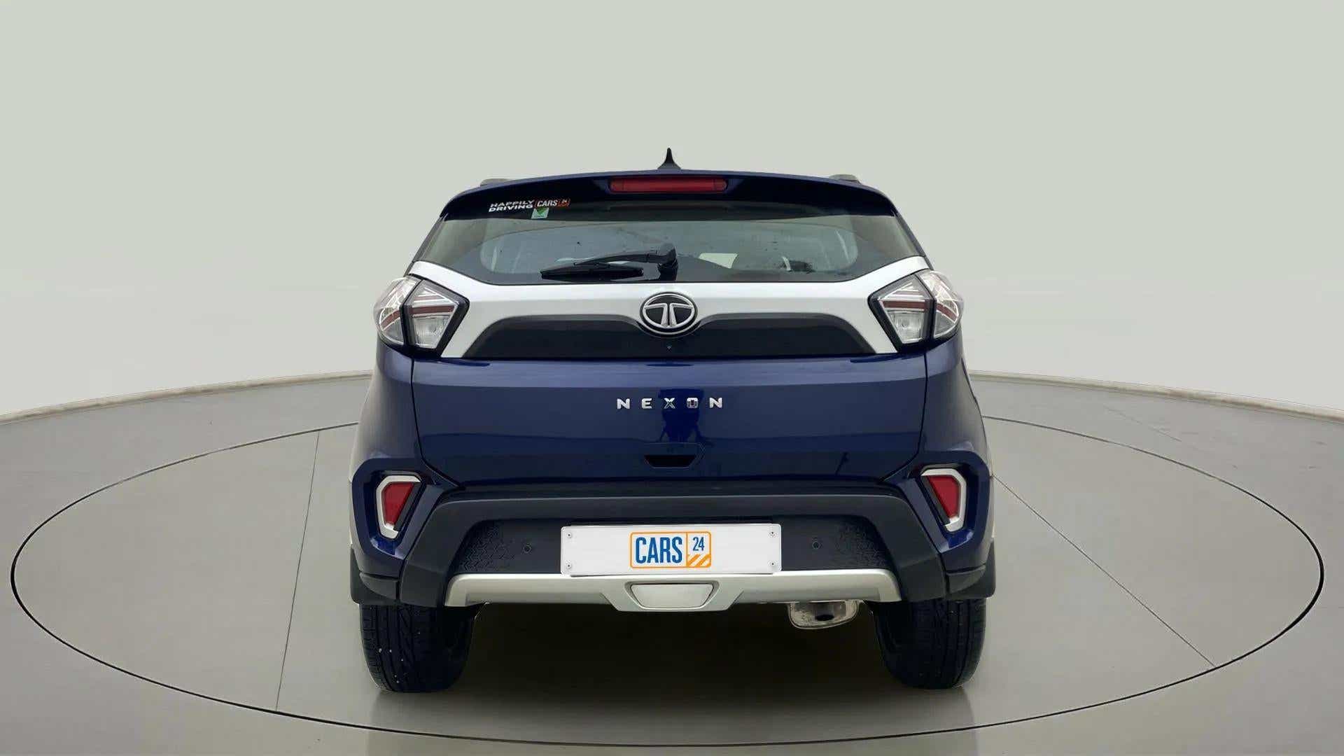 Rear view of a Tata Nexon 2017-2023