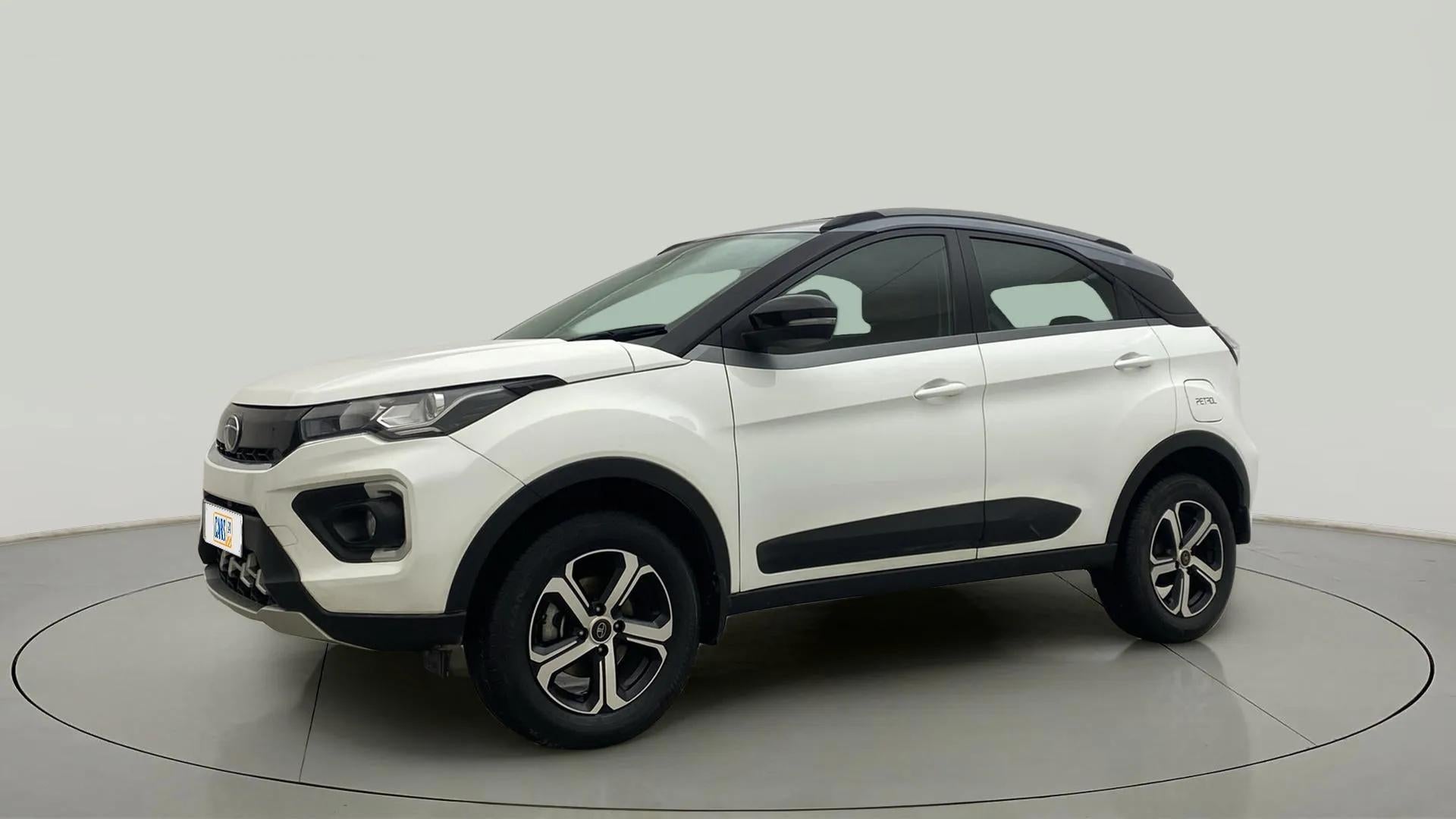 Front side view of a Tata Nexon 2017-2023