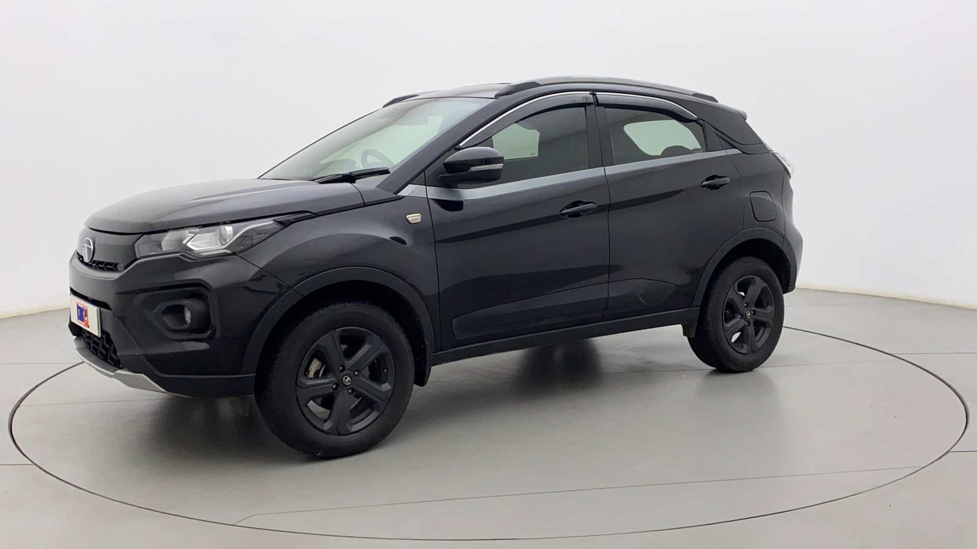 Front three-quarter view of a Tata Nexon 2017-2023